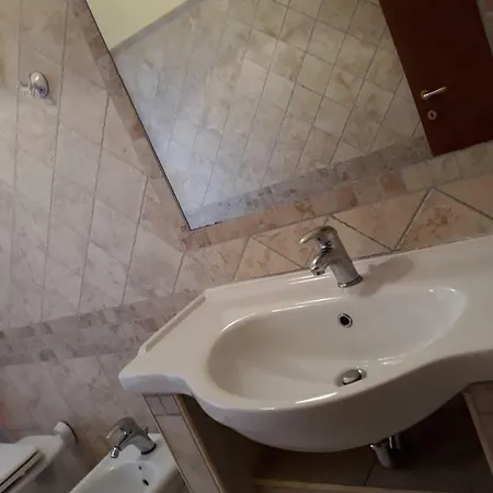 Casetta Con Veranda E Giardino A 150 Metri Dal Mare גאליפולי